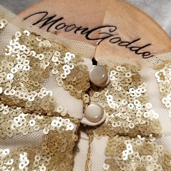 Social Code ✦ Champagne Skirt Set ✦ Sequin Halter Crop + Ruffle Chiffon High-Low - Picture 11 of 16